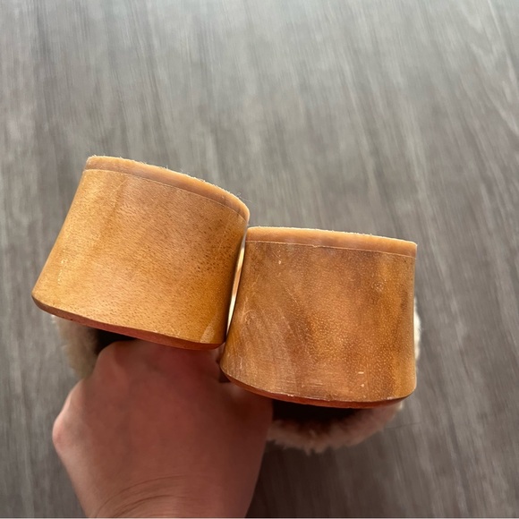 Tory Burch Shearling Jessa Studded Clog Shoe Women's Size 8.5 - Picture 6 of 10